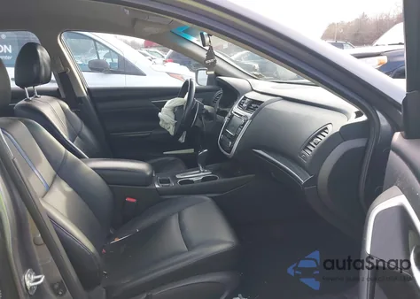 2018 Nissan Altima 2.5 Sr z USA, uszkodzony, nr VIN 1N4AL3APXJC228909